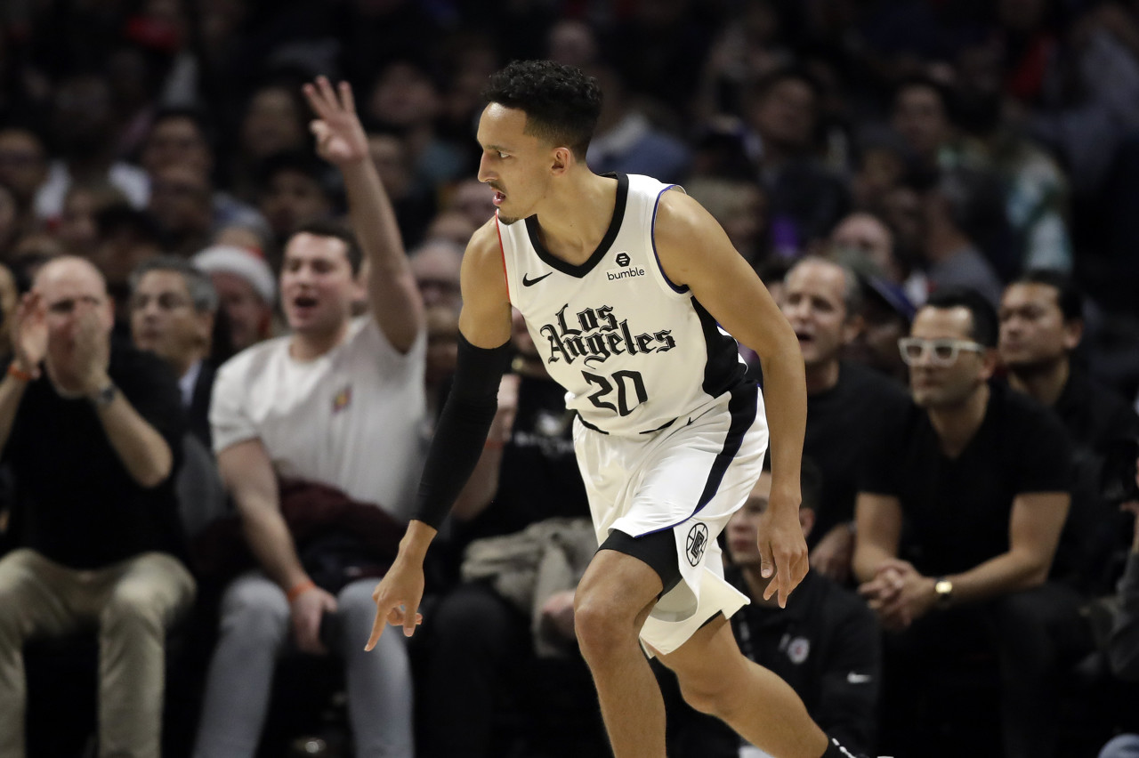 ayx sports风云突变俄克拉荷马雷霆国际比赛日状态回暖，西甲版图或变，话题不断，身体对抗强度拉满的简单介绍