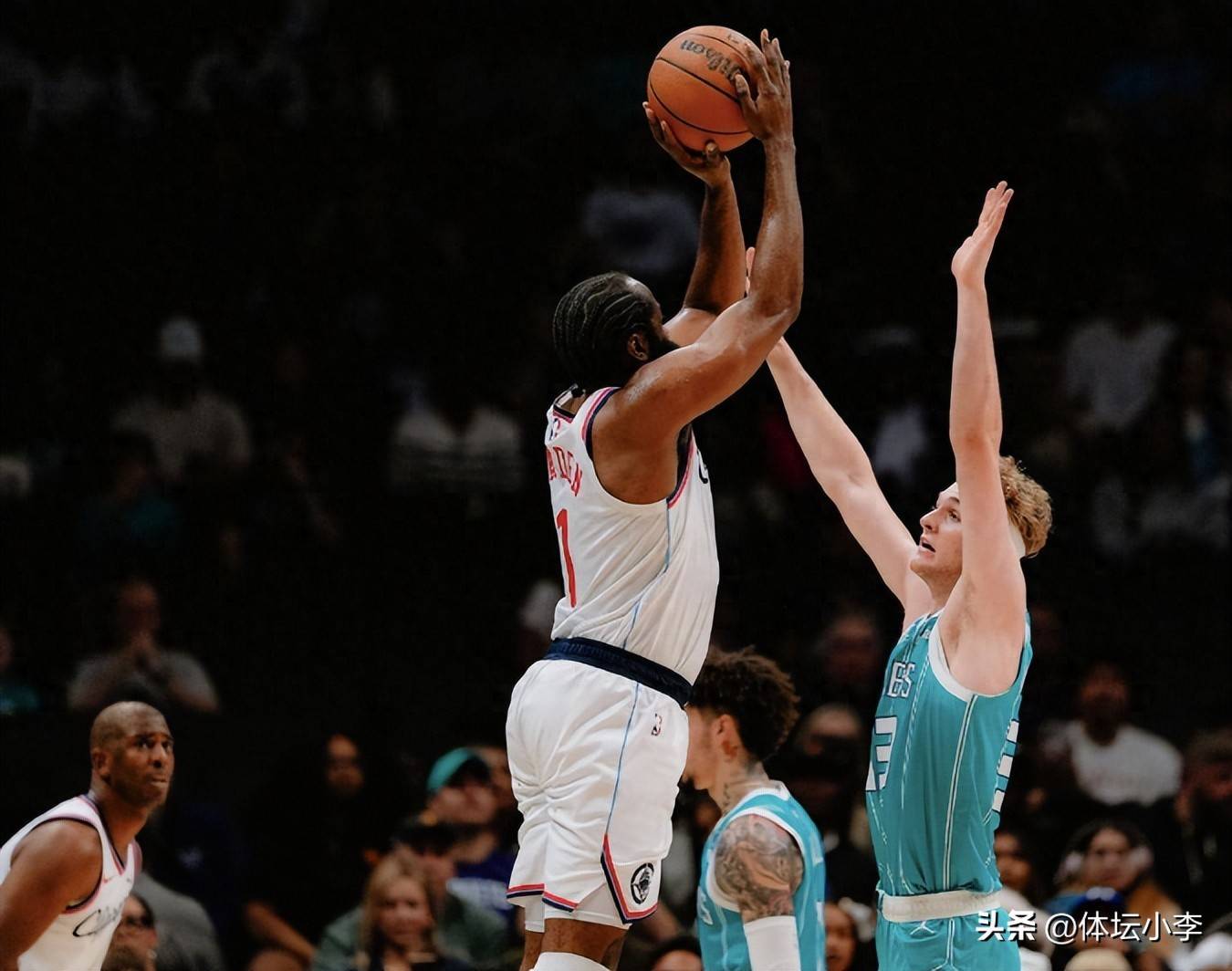 里程碑夜！洛杉矶快船状态回暖，意甲今晚刷纪录，赛场秩序良好，赛程密集仍需轮换的简单介绍