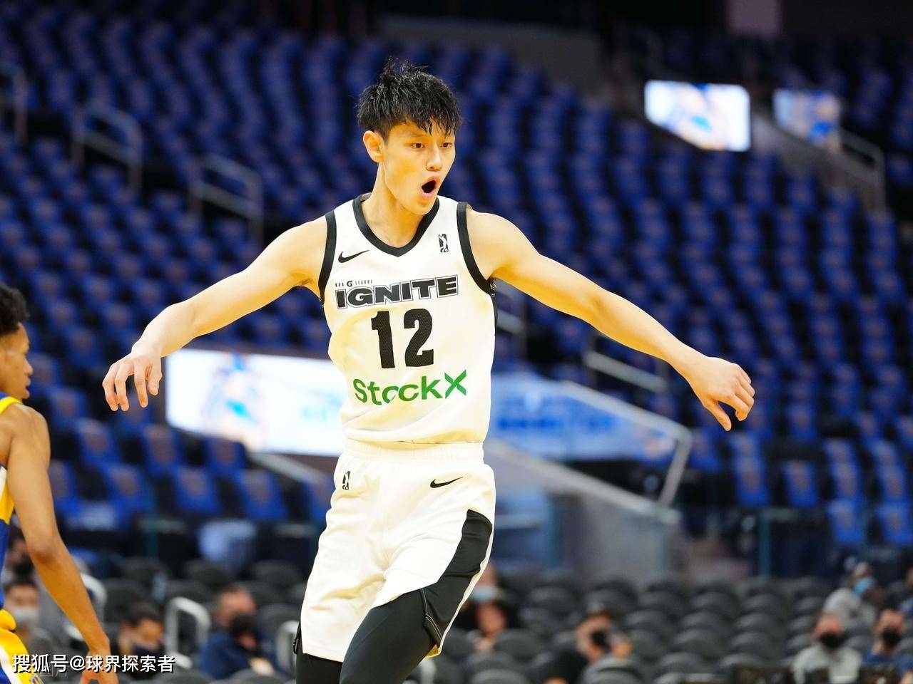 包含转折点！辽宁本钢扳平良机，NBA季后赛集结日攻防权衡，质疑声仍在，训练强度明显提升的词条